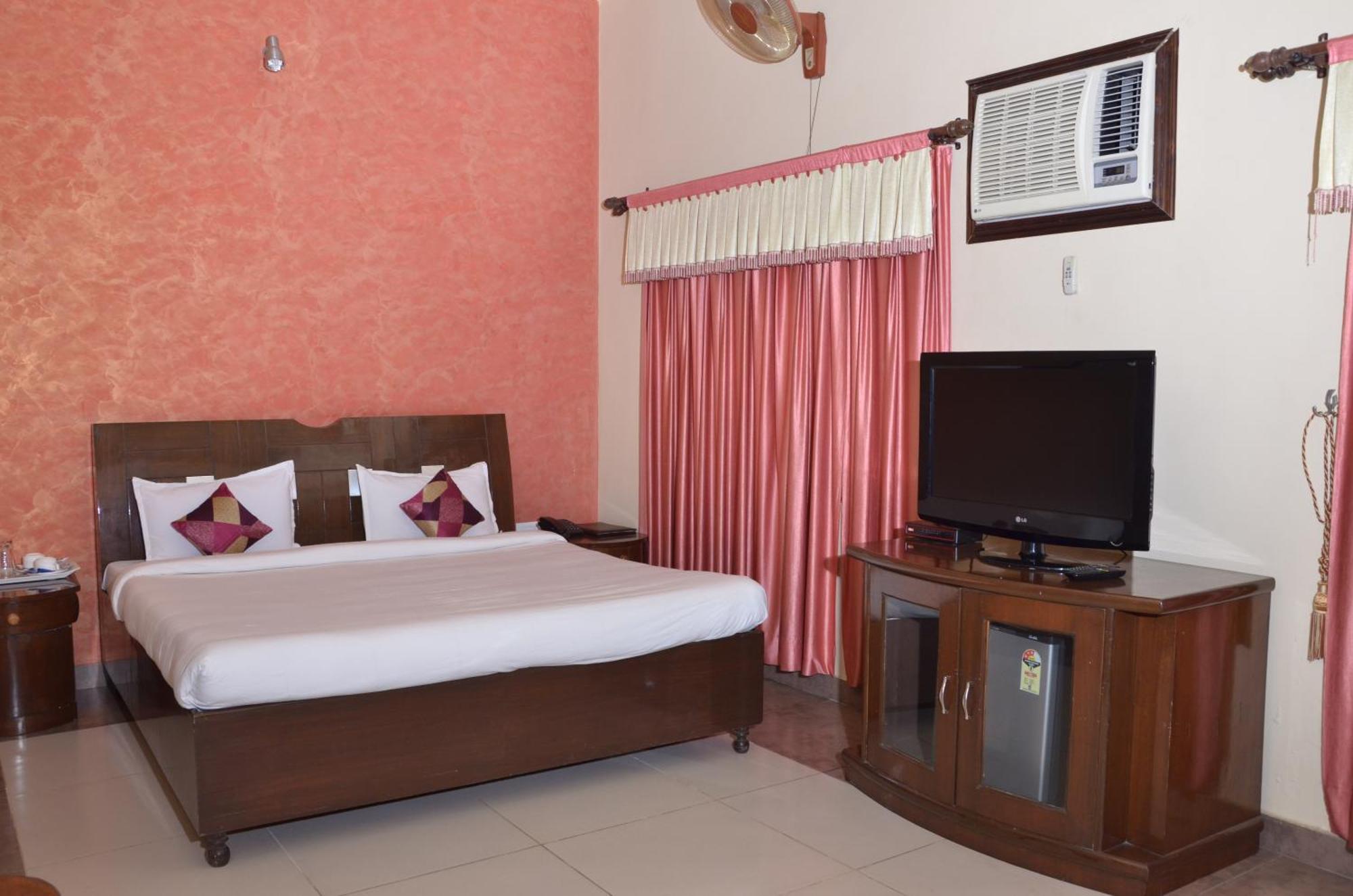 Kangs Nirvana Resorts And Spa Mahalpur Экстерьер фото