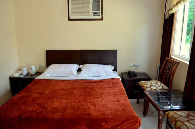 Kangs Nirvana Resorts And Spa Mahalpur Экстерьер фото